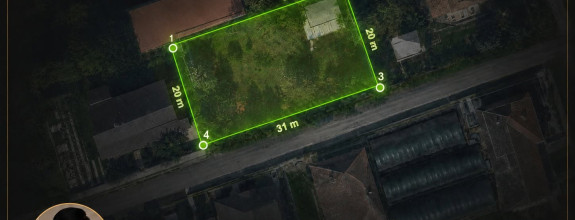 PREDAJ | STAVEBNÝ POZEMOK S GARÁŽOU | KOŠÚTY – 668 m²