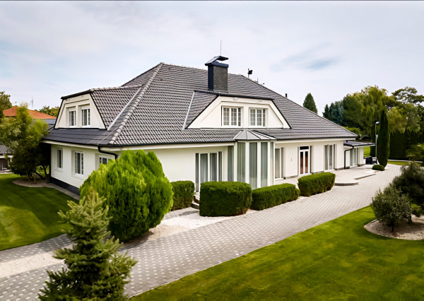 Exkluzívna 8-izbová vila s wellness & parkom – Galanta – Kolónia