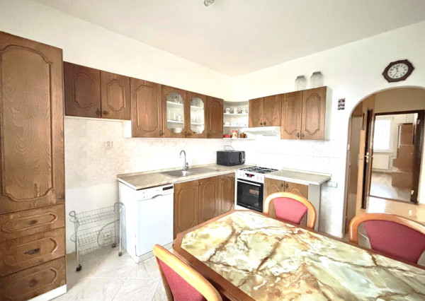 3-IZBOVÝ BYT S LOGGIOU | 89 m² | VÝŤAH |