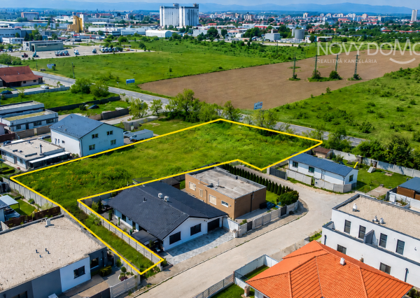 INVESTIČNÁ PRÍLEŽITOSŤ – 3 SUSEDIACE STAVEBNÉ POZEMKY