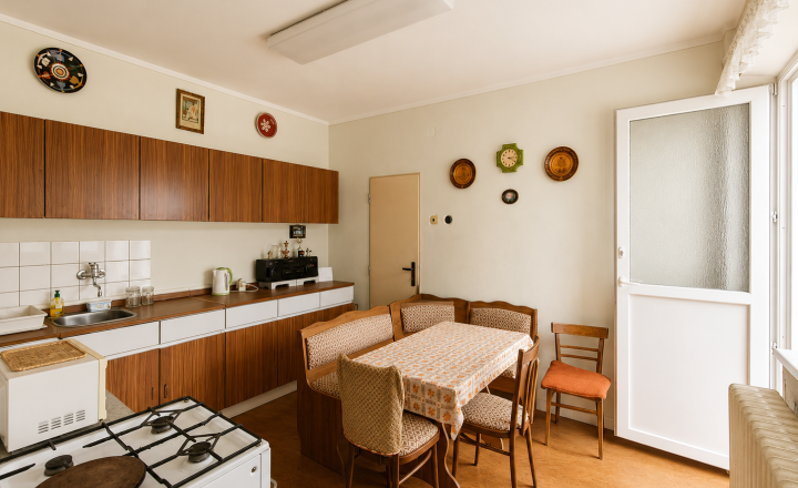 ŠÚROVCE – 5-izbový rodinný dom, pozemok 834 m² - fotografia 3