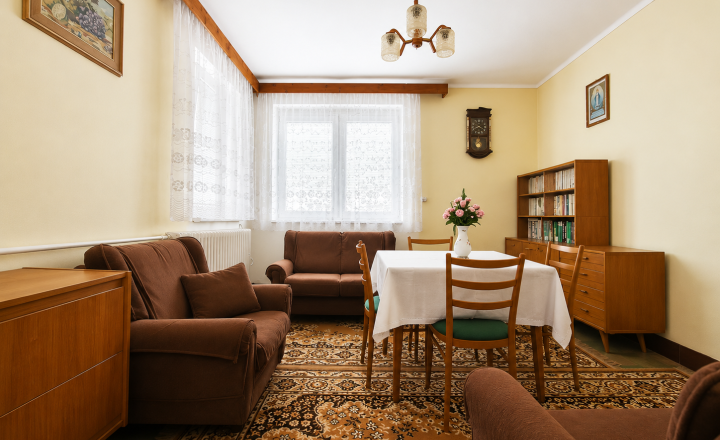 ŠÚROVCE – 5-izbový rodinný dom, pozemok 834 m² - fotografia 7