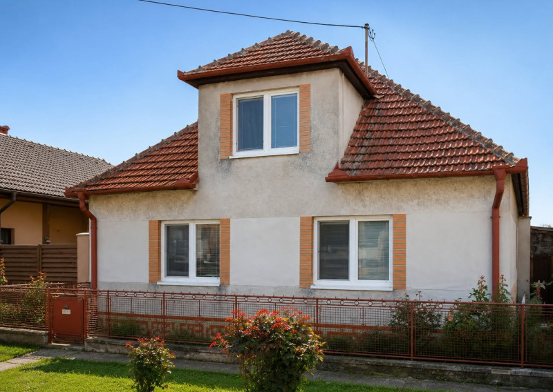 ŠÚROVCE – 5-izbový rodinný dom, pozemok 834 m²