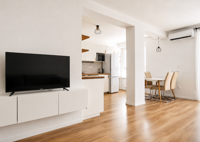PRENÁJOM | ELEGANTNÝ 2-IZBOVÝ BYT S PARKOVANÍM – GALANTA, WEST